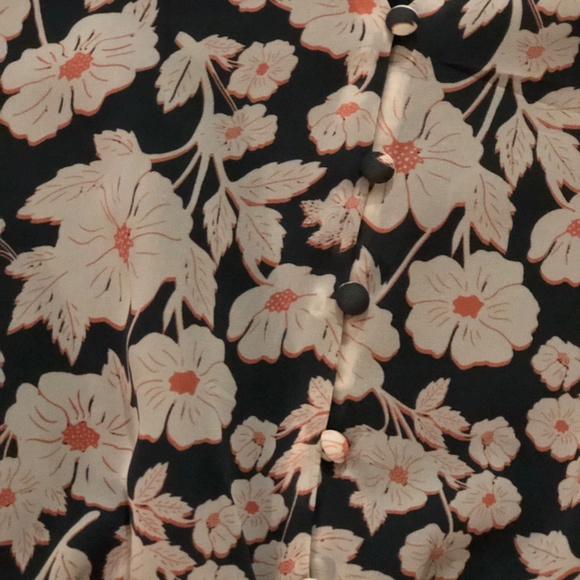 Design Lab chiffon blouse with ruched waist and cuffs - Picture 10 of 13